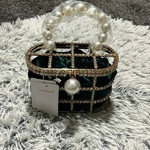 New! Cariedo Purse